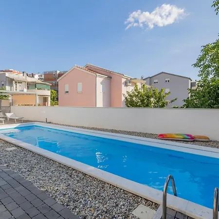 Guest house Stipe Podstrana
